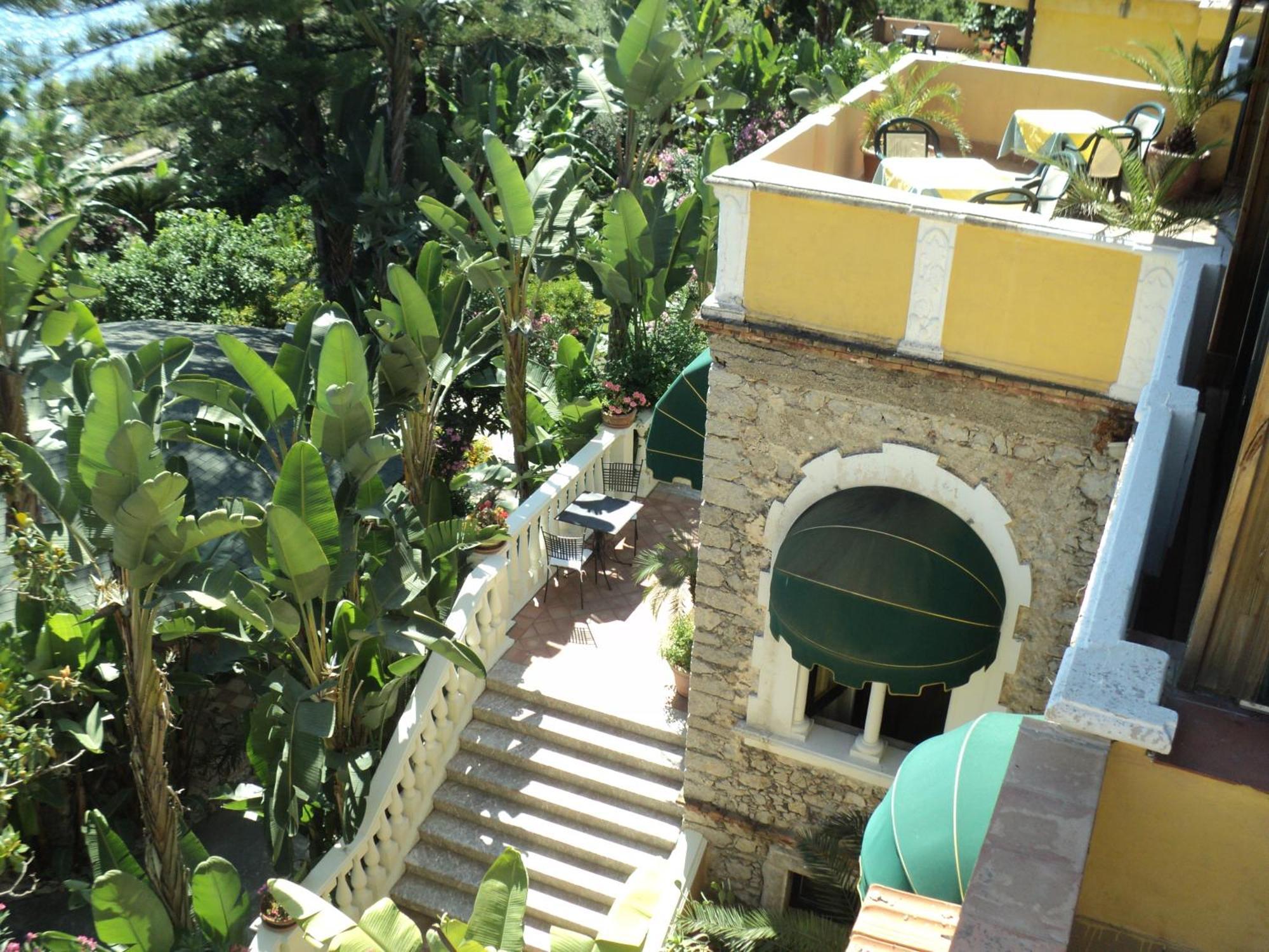 Hotel Baia Delle Sirene Таормина Экстерьер фото