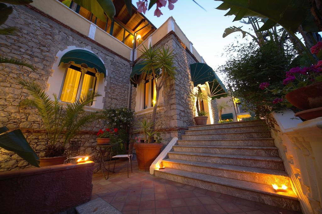 Hotel Baia Delle Sirene Таормина Экстерьер фото